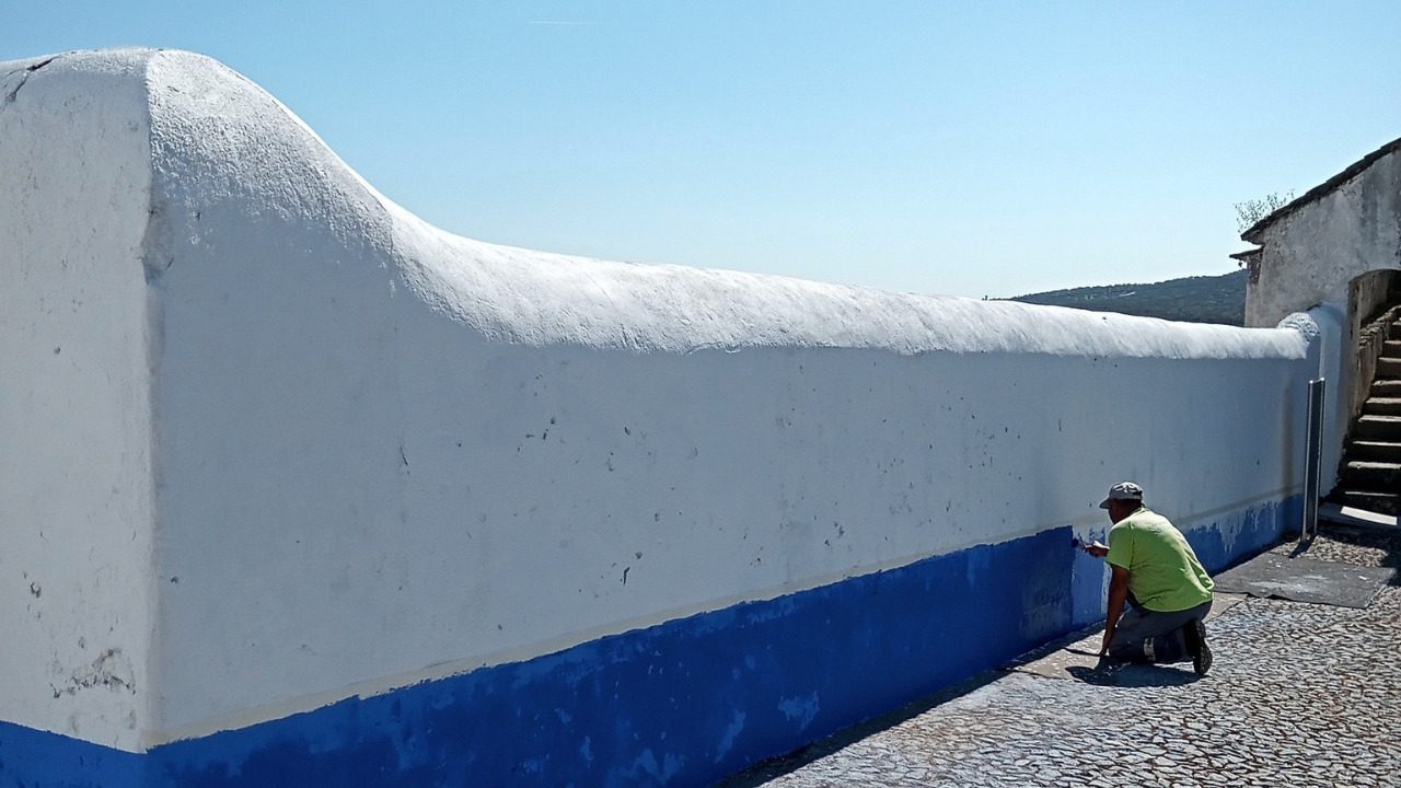 Manutenção, limpeza e pintura dos edifícios e espaços comunitários